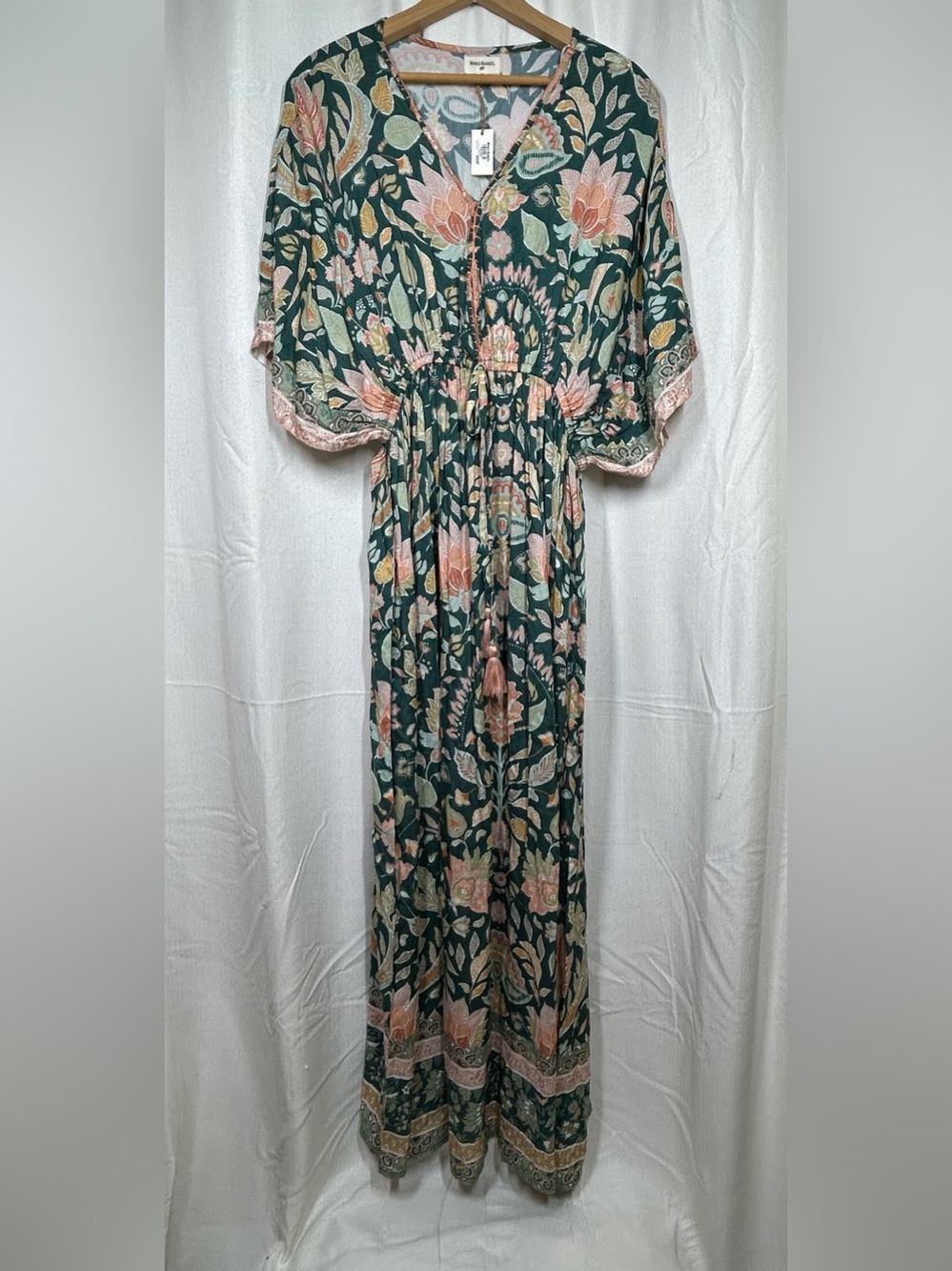 World Market Green Floral Dress V-neck Maxi Size L/XL Large X-large New